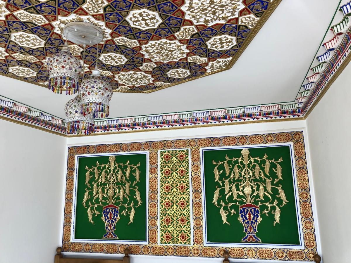 Tasvir Hotel Bukhara Eksteriør billede